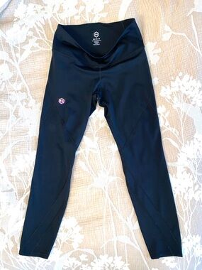 Under Armour Heatgear Black Women's Performance Leggings